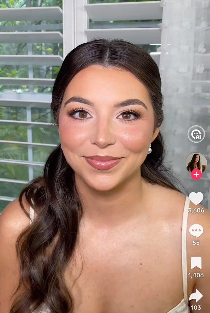 Monochromatic rosy brown bridal palette featuring diffused taupe shadow.
